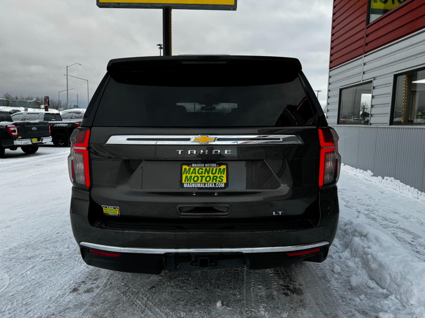 2021 Gray /Black Chevrolet Tahoe LT (1GNSKNKD0MR) with an 5.3L V8 Gasoline engine, located at 1960 Industrial Drive, Wasilla, 99654, (907) 274-2277, 61.573475, -149.400146 - Photo#4